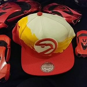 Clean Mitch&Ness ATL Hawks Hardwood !